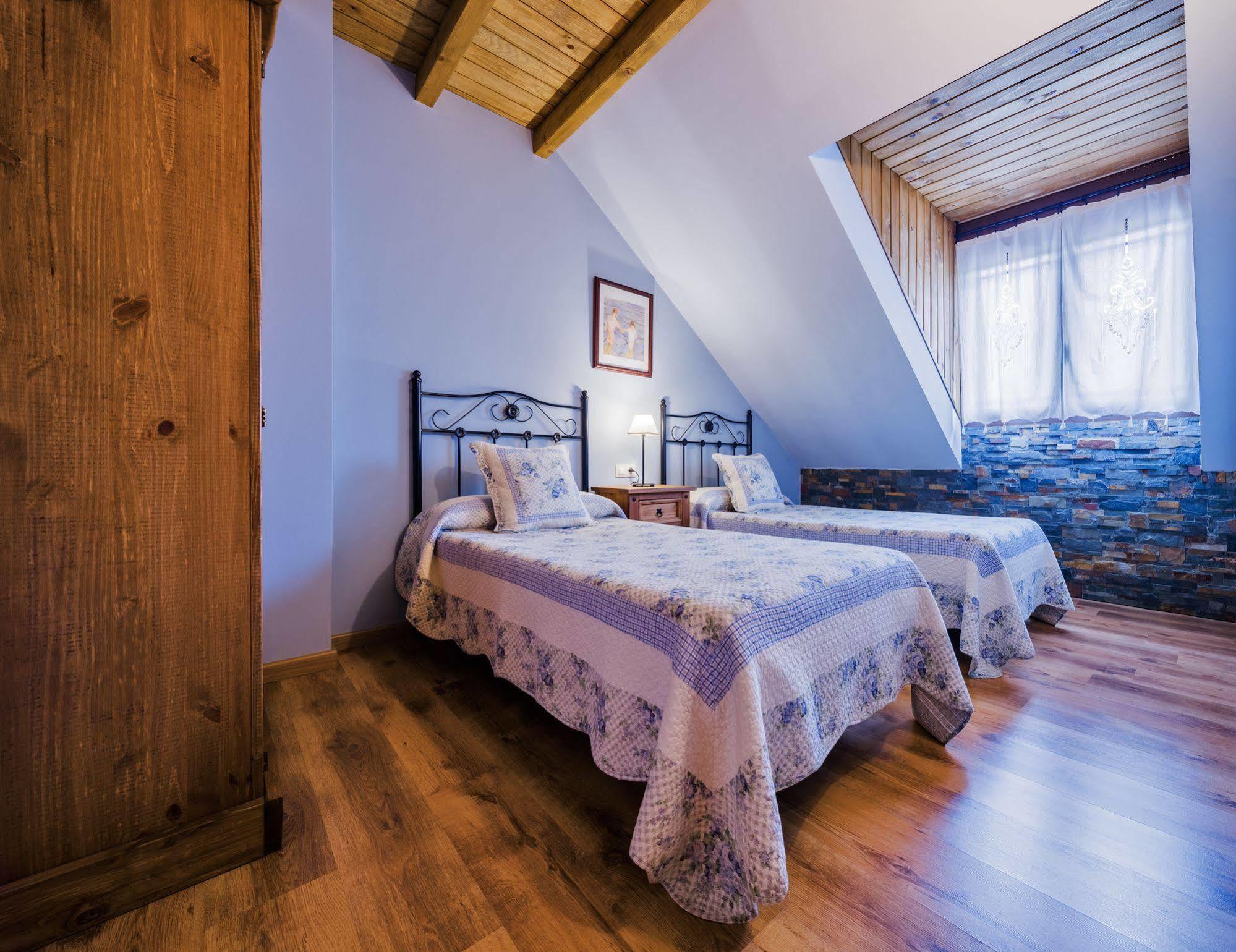 Apartamentos Rurales L'Abiseu Caboalles de Abajo Екстер'єр фото